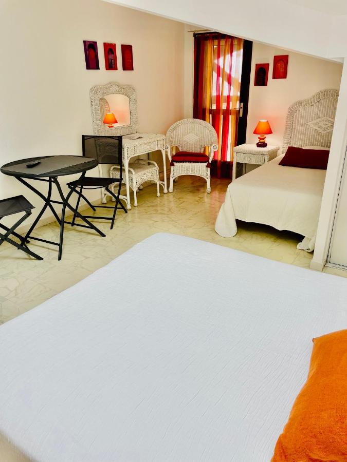 Studio Mansarde Climatise Les Roseaux Bord De Lac Biscarrosse Exterior photo